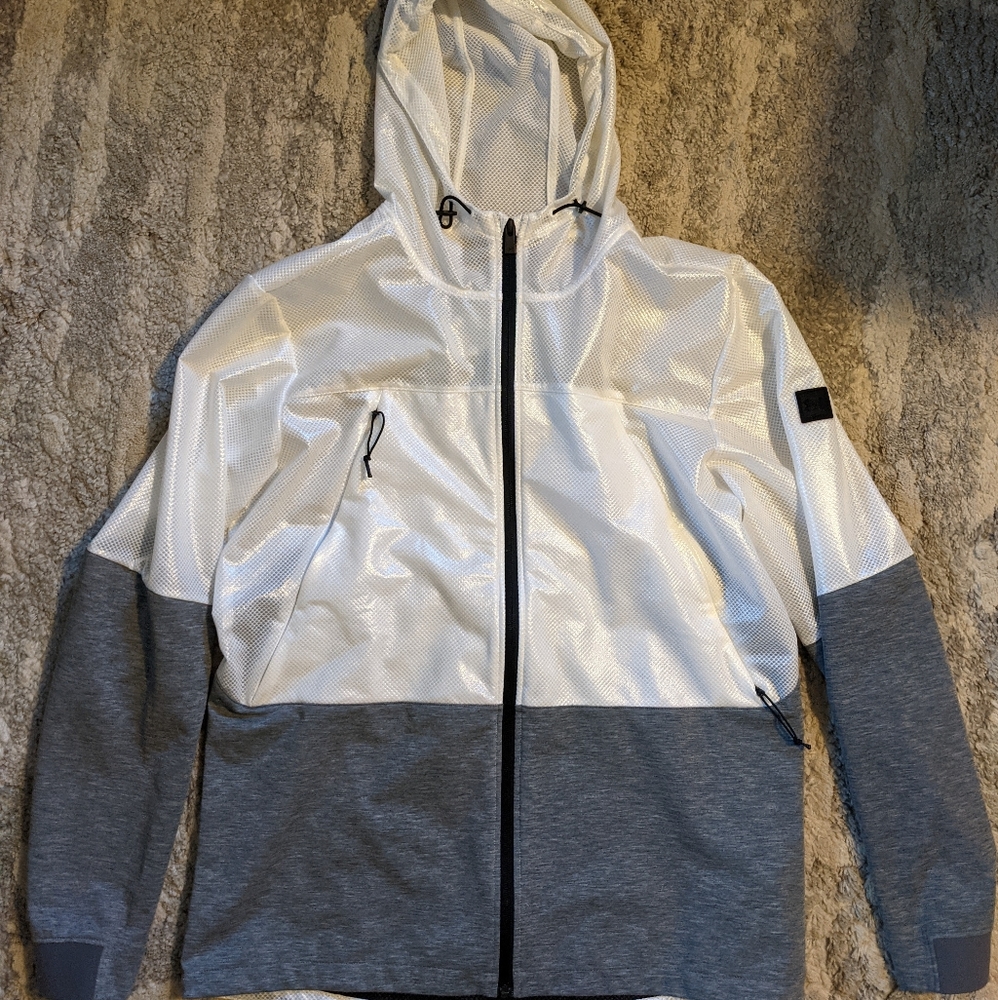 Under Armour Windbreaker